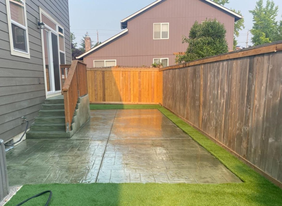 Commercial hardscape installation