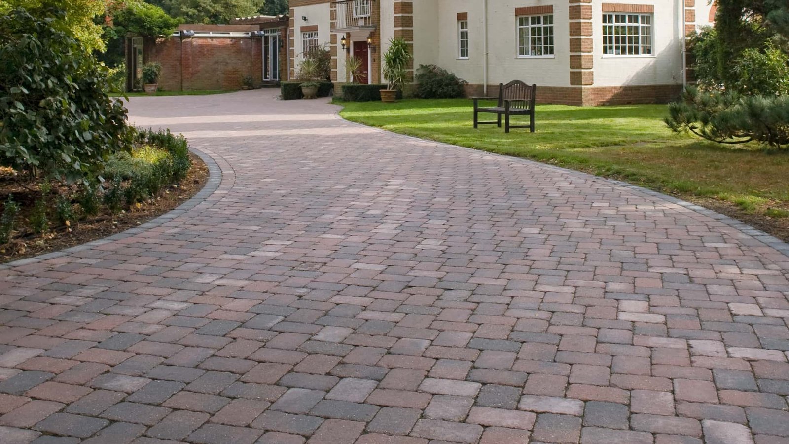 Professional driveway construction services in Oregon City