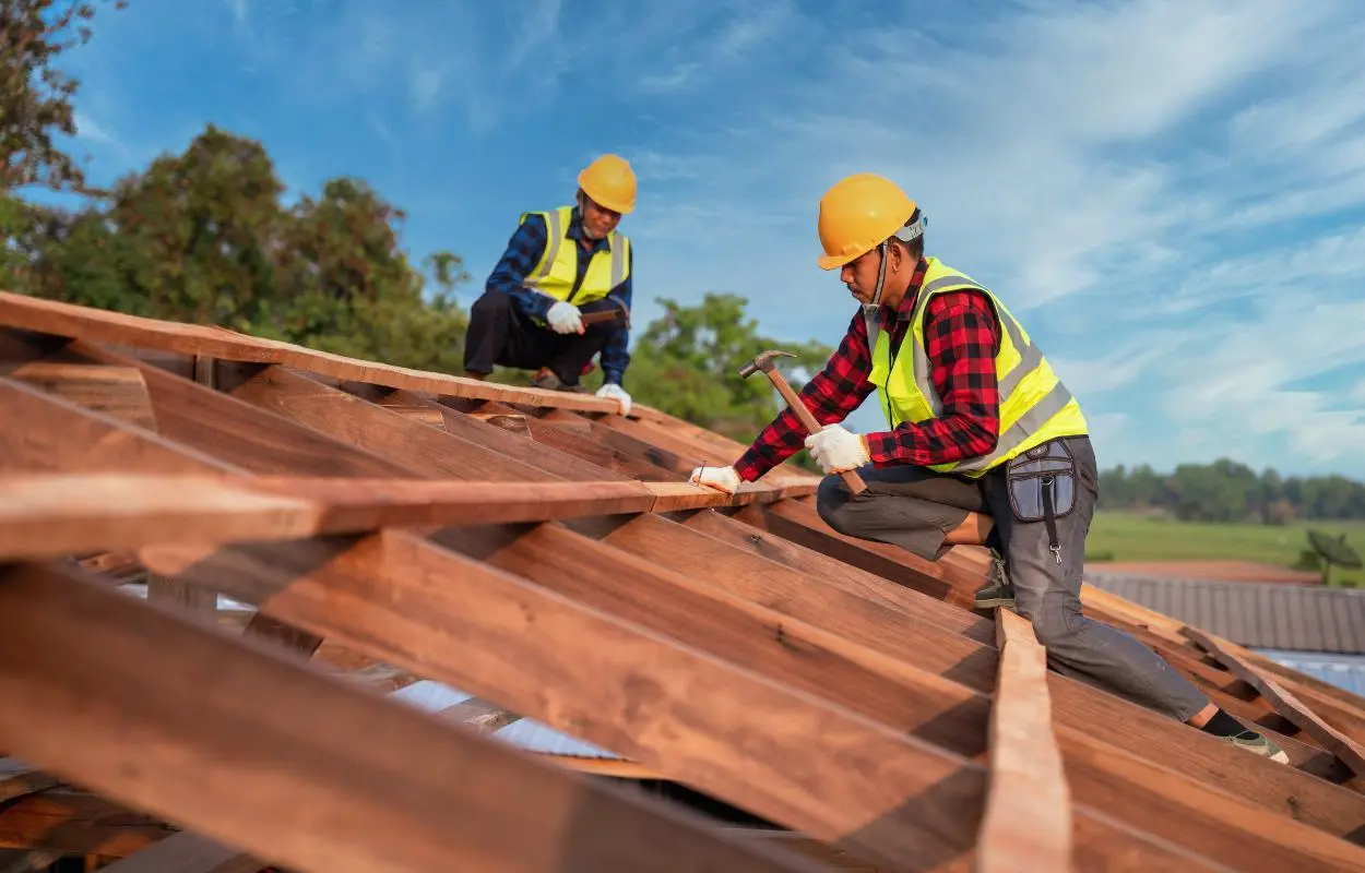 Professional Roofing Services in Oregon City OR - Shingle and Metal Roofing installation